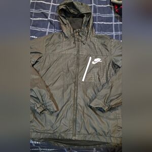 Mens Nike Zip Front Windbreaker Medium